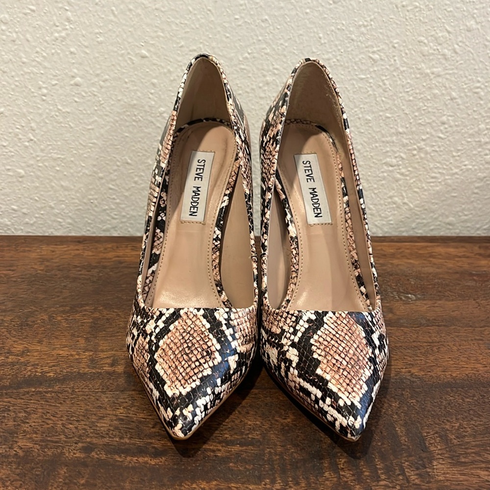 Steve Madden Snake print heels